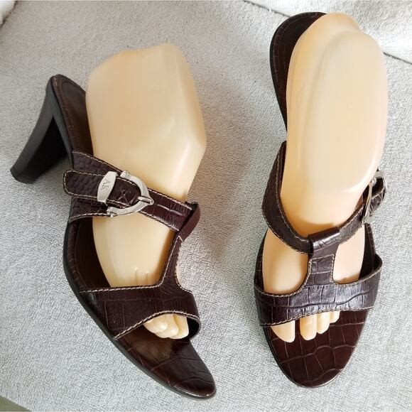 Anne Klein Shoes - Anne Klein i flex texture leather Zeek sandal